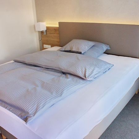 Stichwehs Hotel Am Bahnhof Elze Ngoại thất bức ảnh